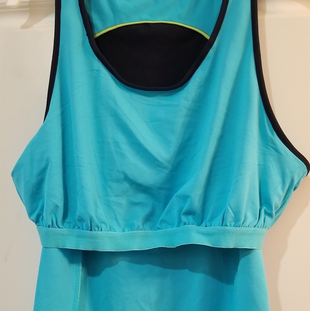 Performance wear - Picture 6 of 8